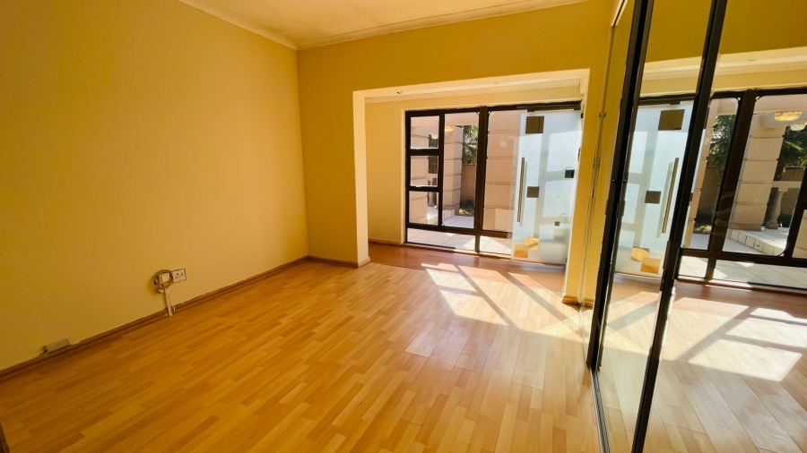 5 Bedroom Property for Sale in Van Der Hoff Park North West